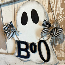 Load image into Gallery viewer, Ghost hanger
