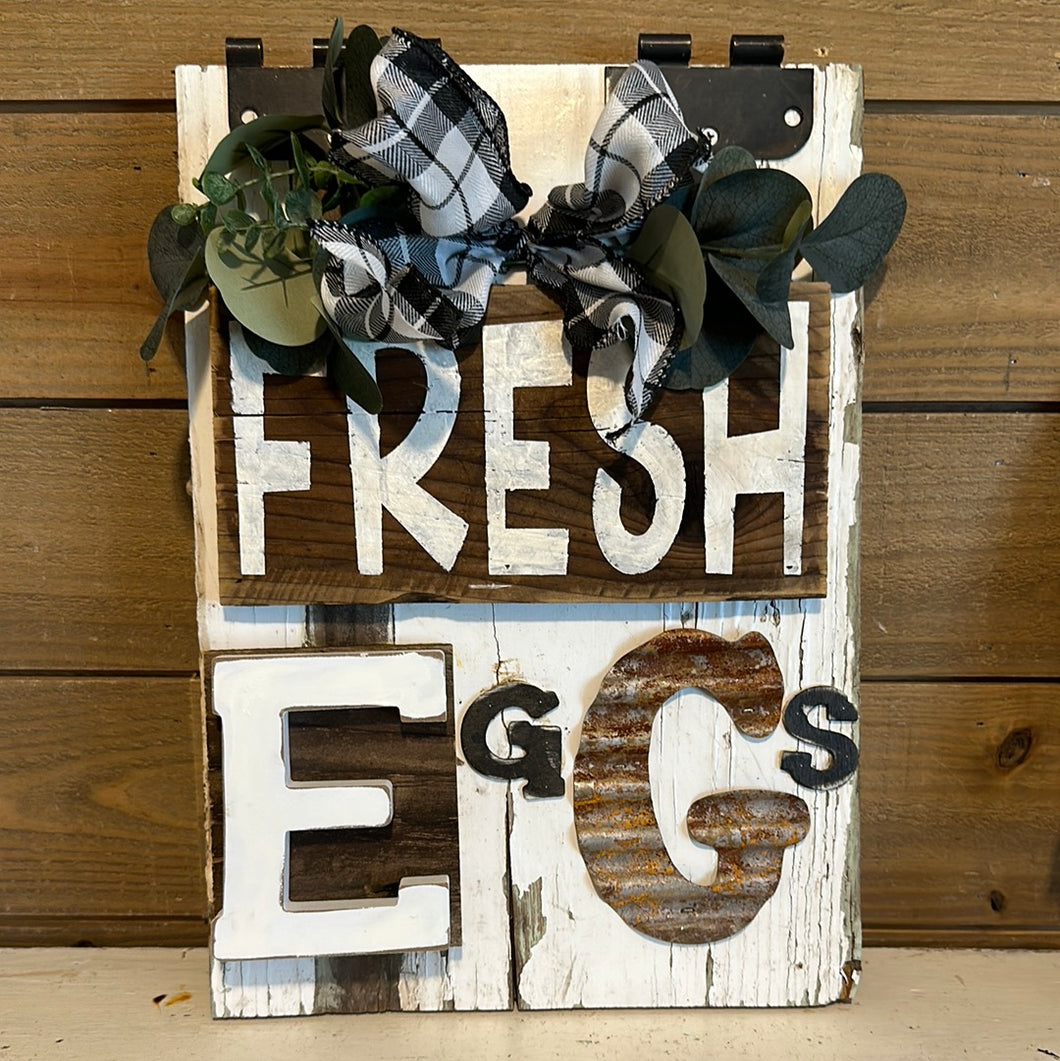 Fresh Eggs sign