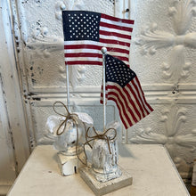 Load image into Gallery viewer, Set of 2 chunky spindle flags
