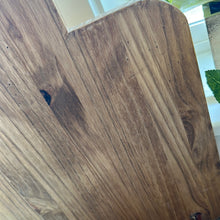 Load image into Gallery viewer, Handcut cutting board
