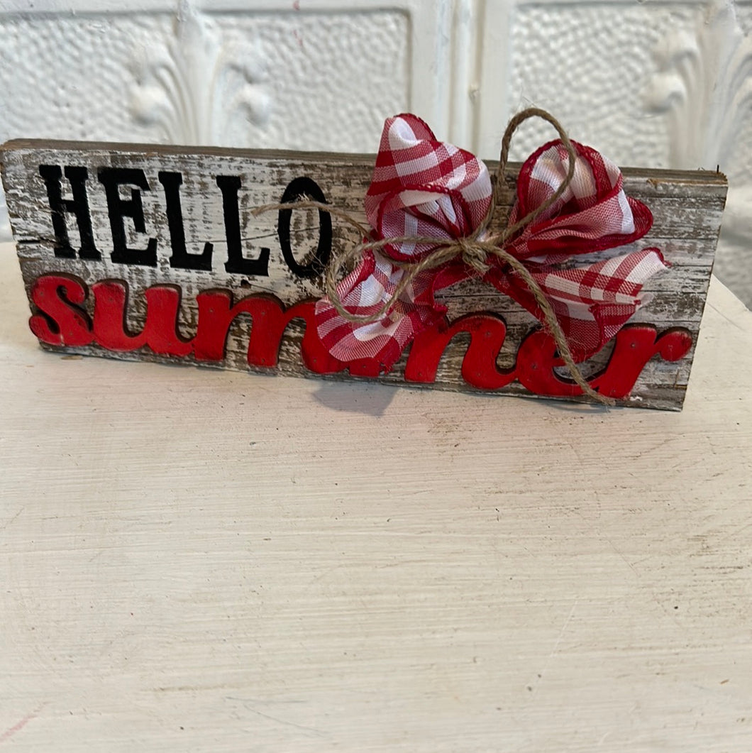 Tiered tray summer sign