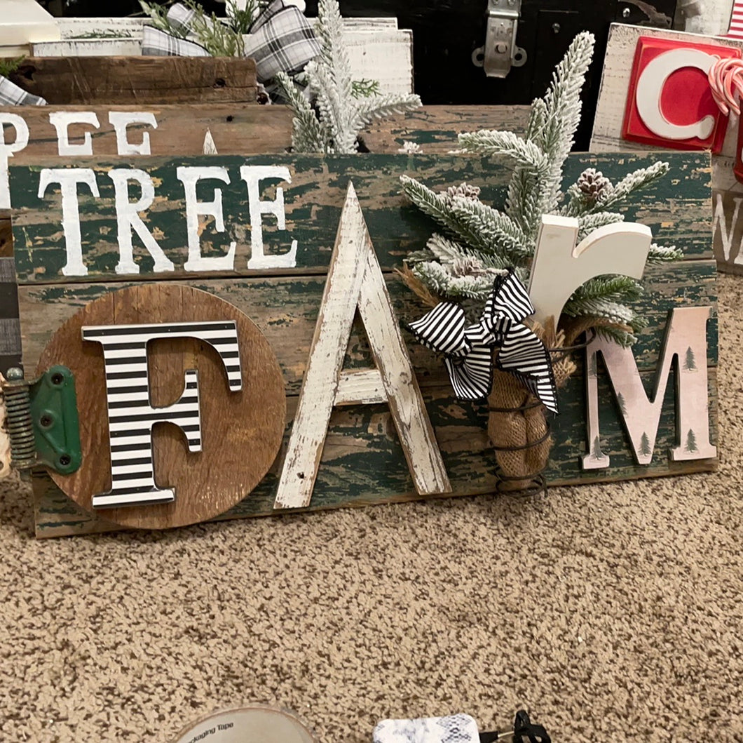 Tree farm stripe sign