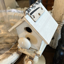 Load image into Gallery viewer, Birdhouse on spindle
