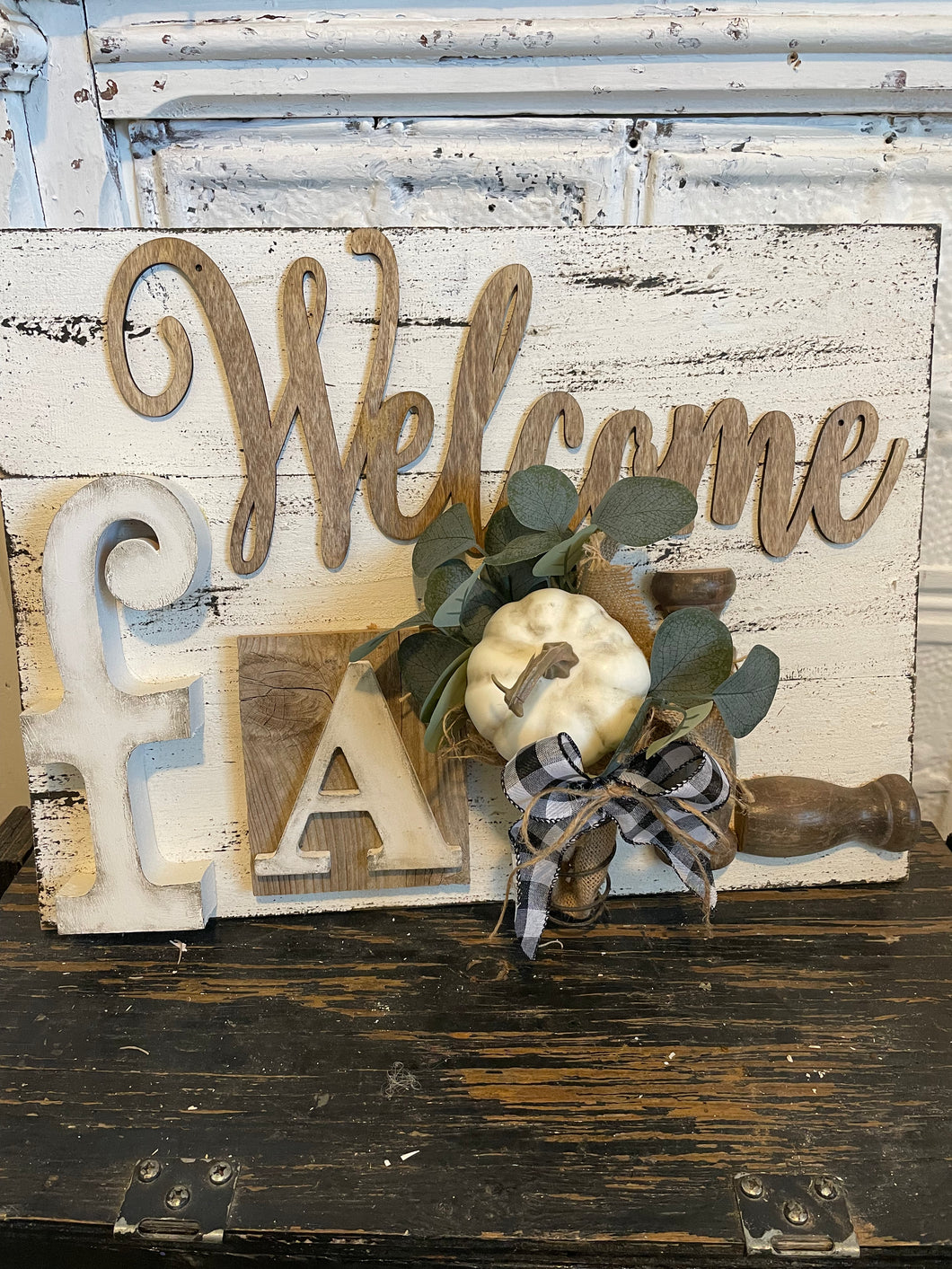 Welcome fall sign