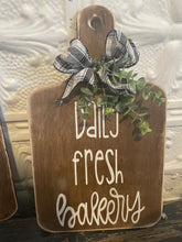 Load image into Gallery viewer, Daily fresh Daily cutting board
