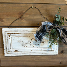 Load image into Gallery viewer, Cute carved flower
