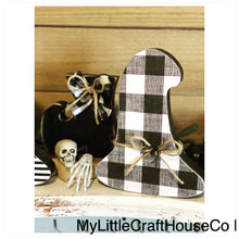 Load image into Gallery viewer, Preorder witch hat and witch boot
