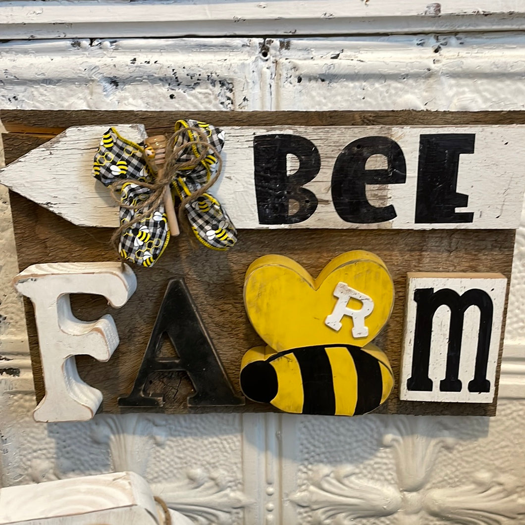 Bee Farm sign