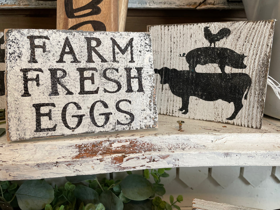 Farm animal tiered tray set of 2