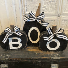 Load image into Gallery viewer, Set of 3 boo pumpkins
