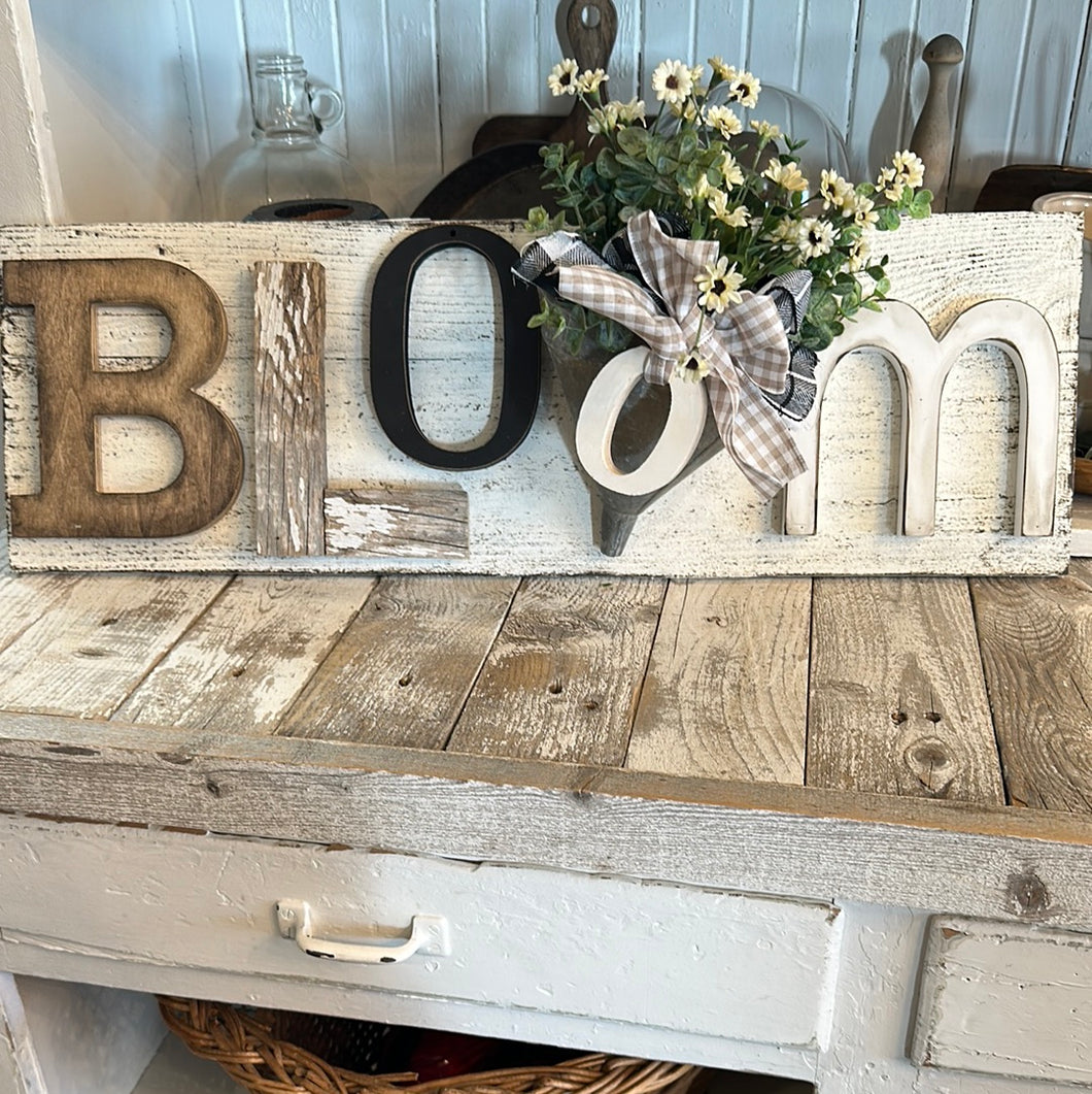 Bloom sign
