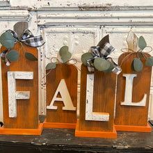 Load image into Gallery viewer, Fall pumpkin set
