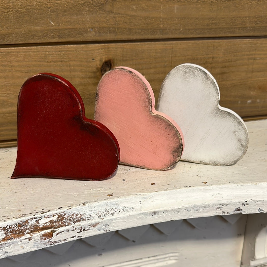Tiered tray set of 3 hearts