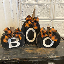 Load image into Gallery viewer, Set of 3 boo pumpkins
