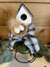 Load image into Gallery viewer, Birdhouse on spring
