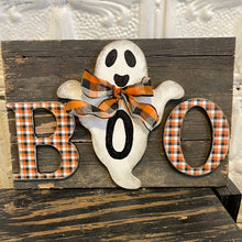 Load image into Gallery viewer, Boo sign with ghost
