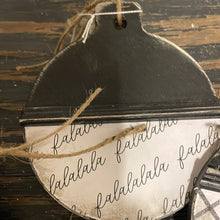 Load image into Gallery viewer, Set of 3 ornaments
