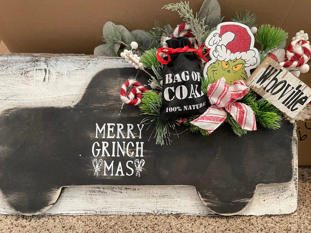 Merry grinchmas truck