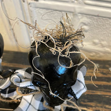 Load image into Gallery viewer, Skeleton head set of 2on spindles

