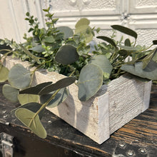 Load image into Gallery viewer, Chippy box w/ greenery
