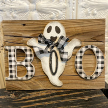 Load image into Gallery viewer, Boo sign with ghost
