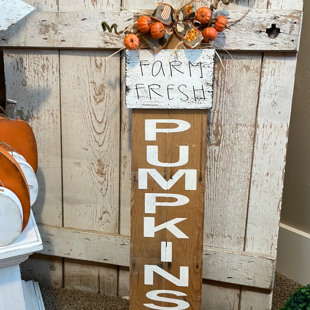 Farm fresh pumpkin sign