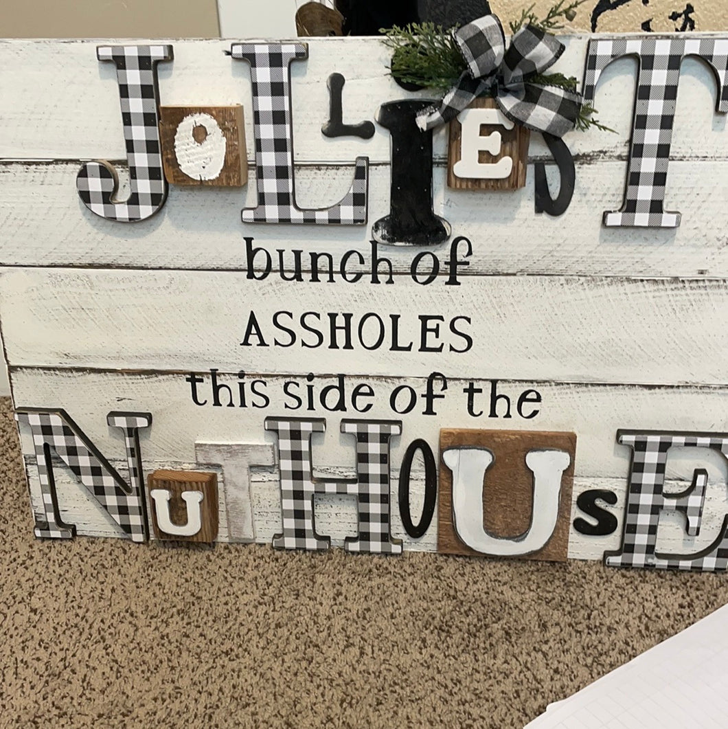 Jolliest bunch of assholes sogn