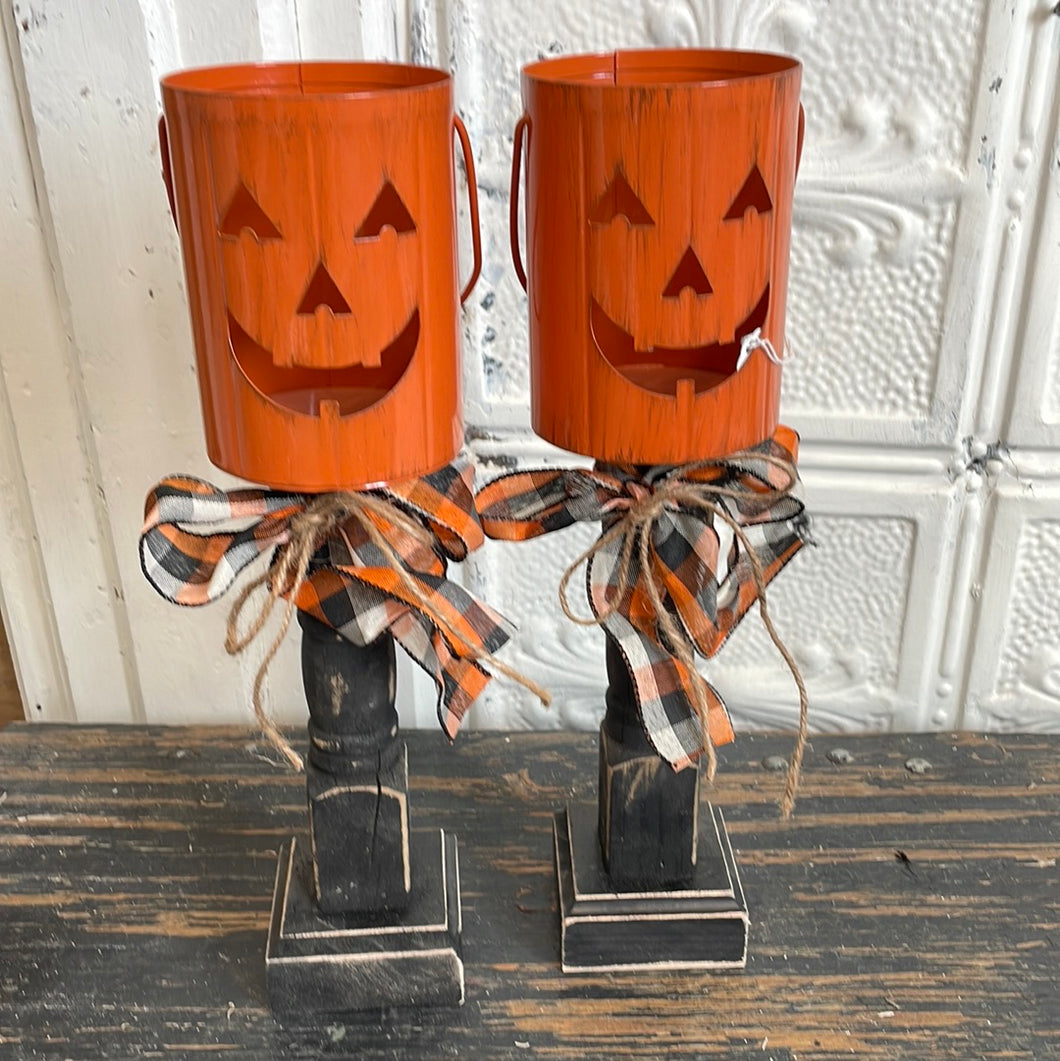 Set of 2 jack o lantern candle holder