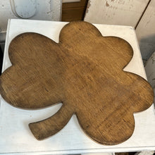 Load image into Gallery viewer, Shamrock centerpiece
