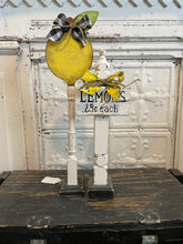 Load image into Gallery viewer, Lemon spindles
