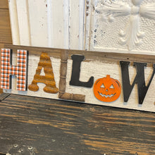 Load image into Gallery viewer, Halloween sign
