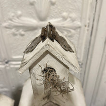 Load image into Gallery viewer, Birdhouse on chunky spindle
