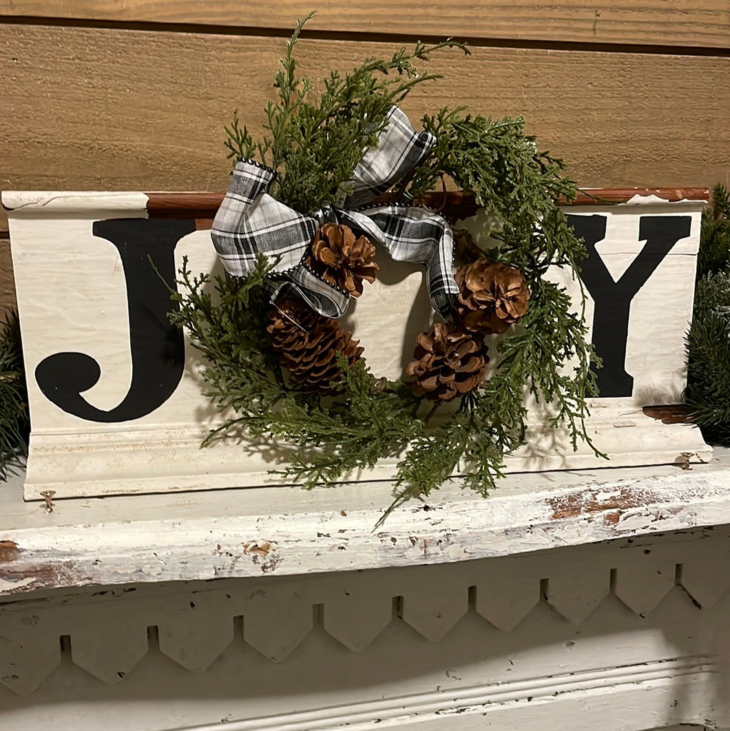 Joy on old molding piece