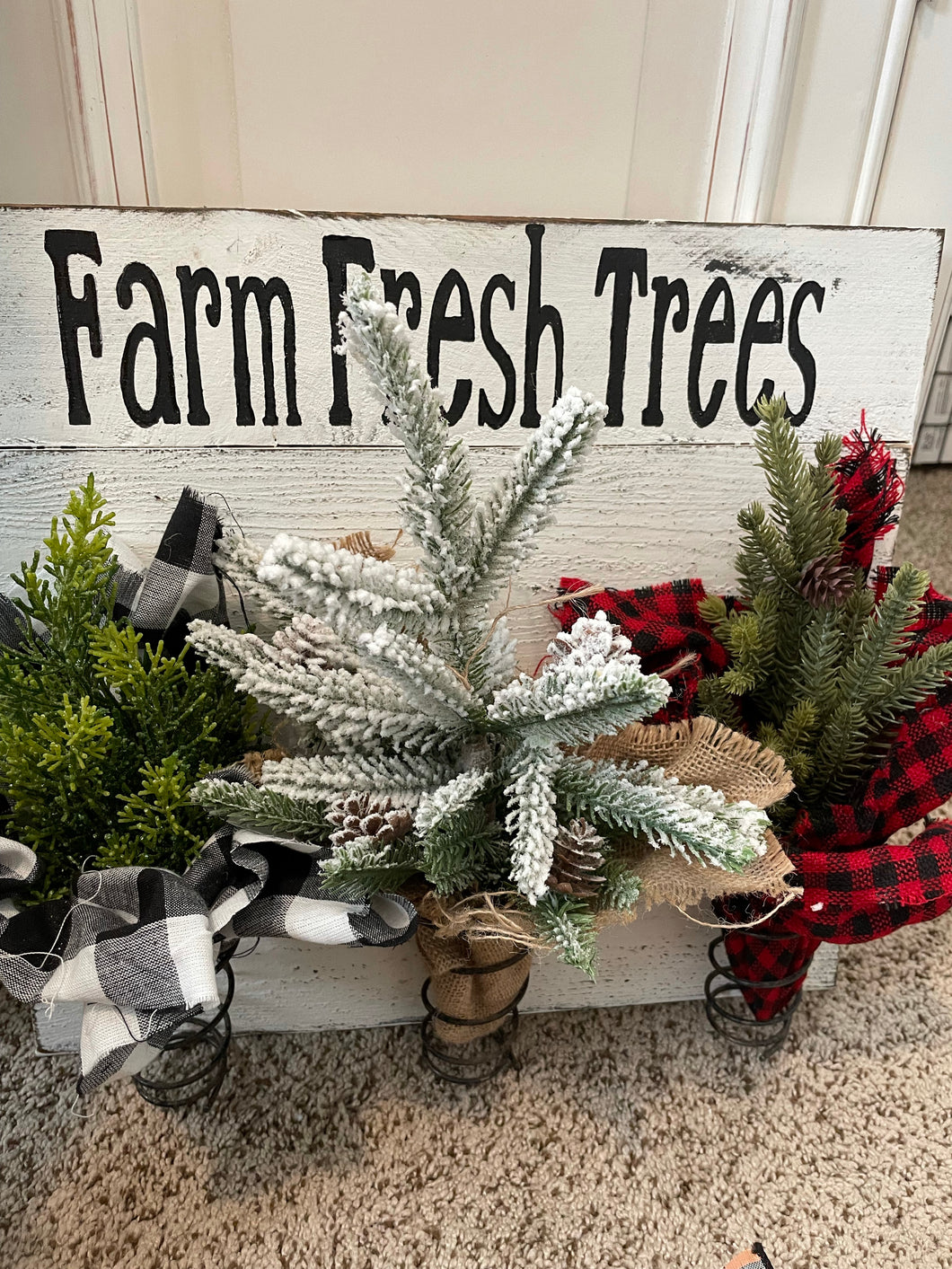 Farm fresh sign