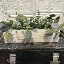 Load image into Gallery viewer, Chippy box w/ greenery
