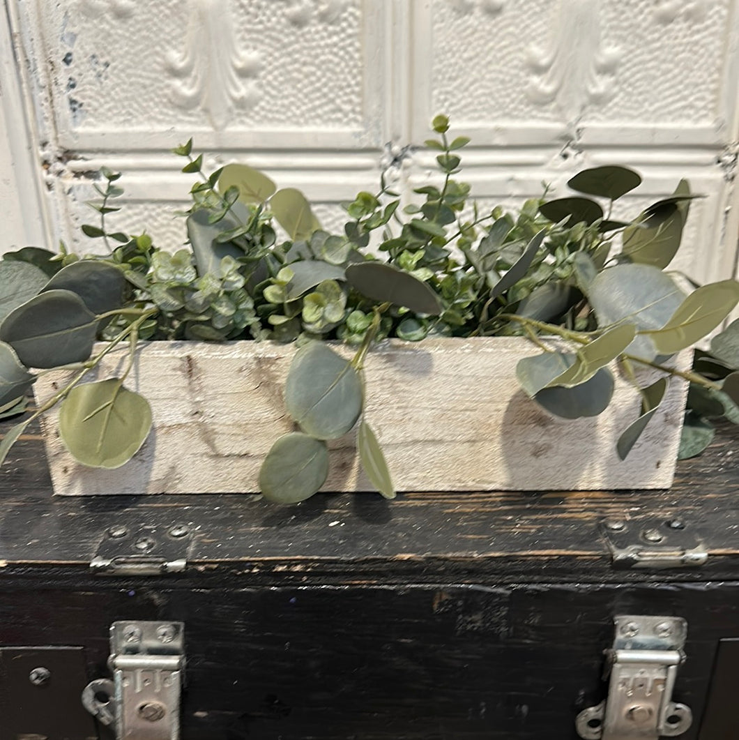 Chippy box w/ greenery