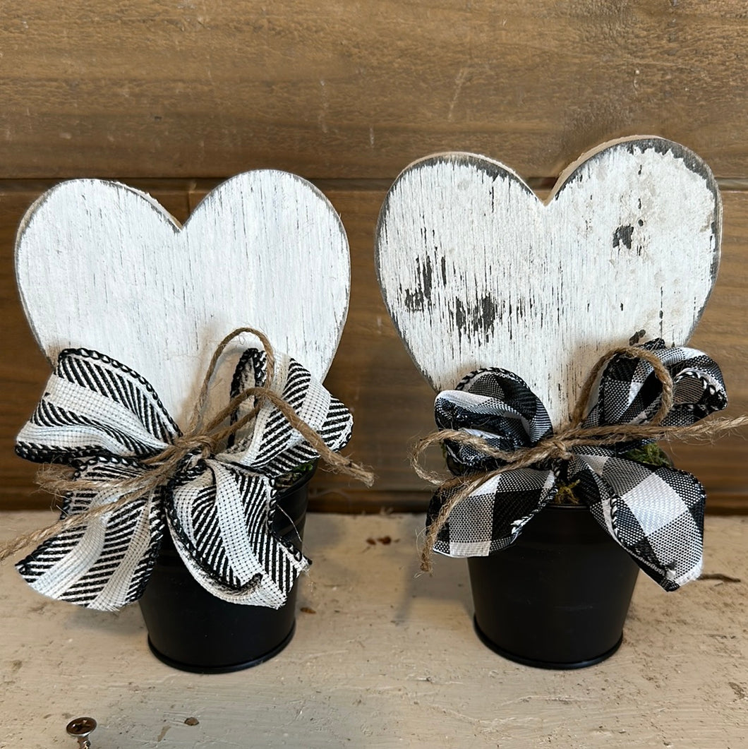 Tiered tray heart in bucket