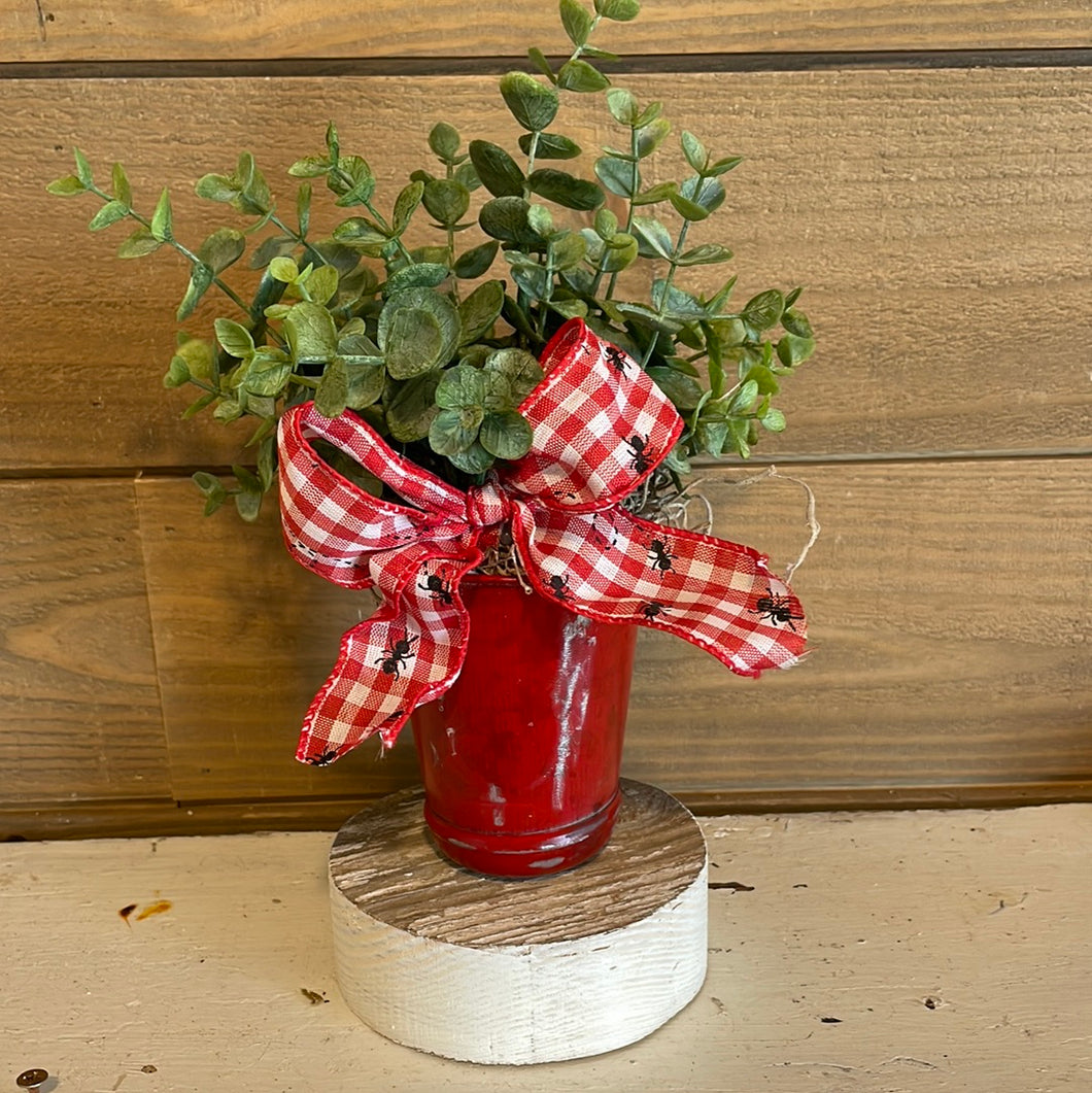 Small Tiered tray arrangement